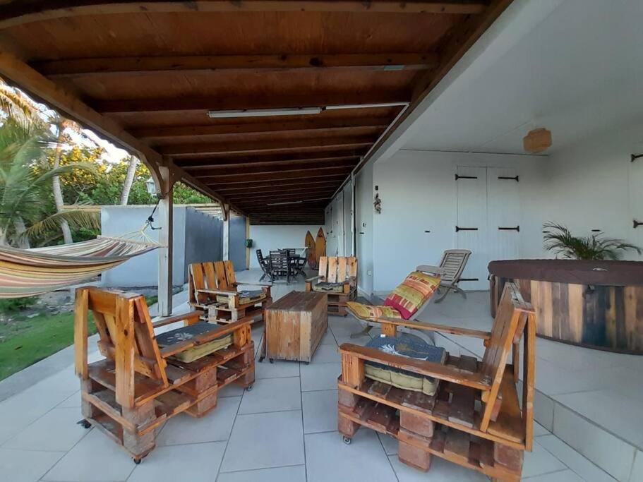Maison Bord De Mer A 100 M Saint-Francois  Exterior foto